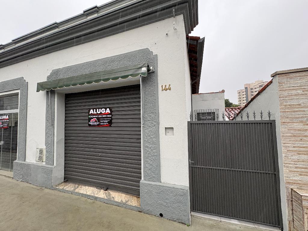 Comercial 3684