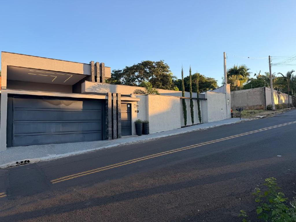 Casa 3719
